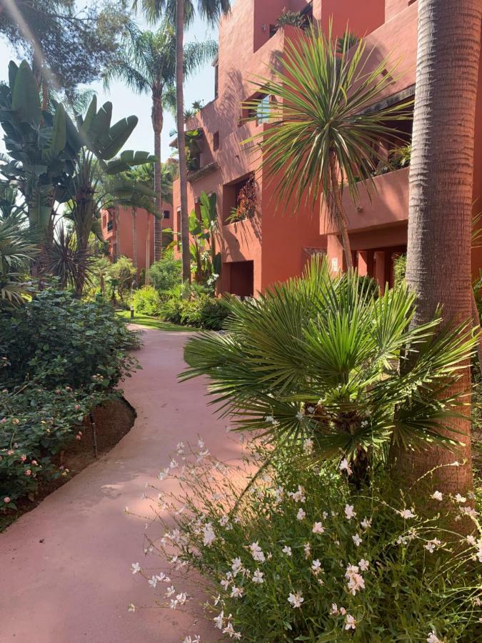 Beachside Apartment In Marbella Esterno foto