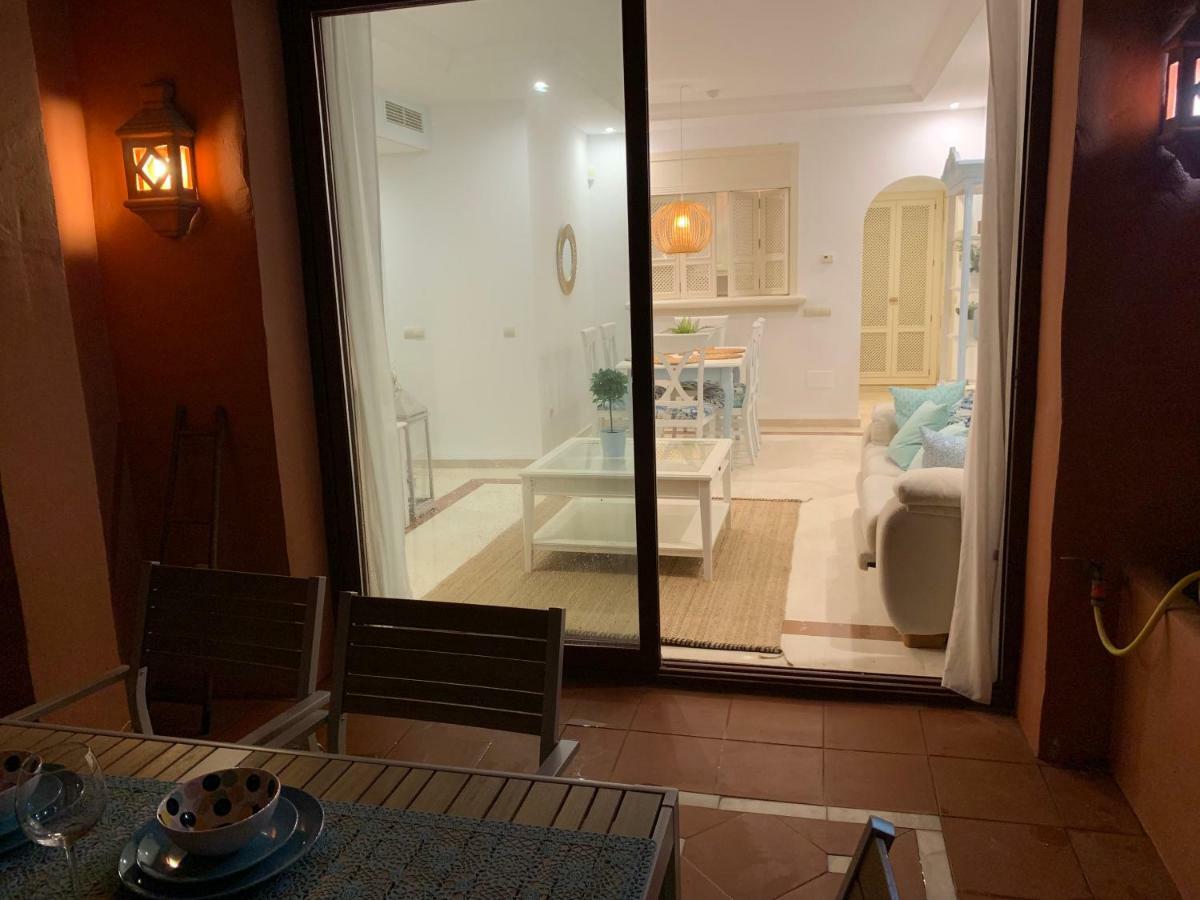 Beachside Apartment In Marbella Esterno foto
