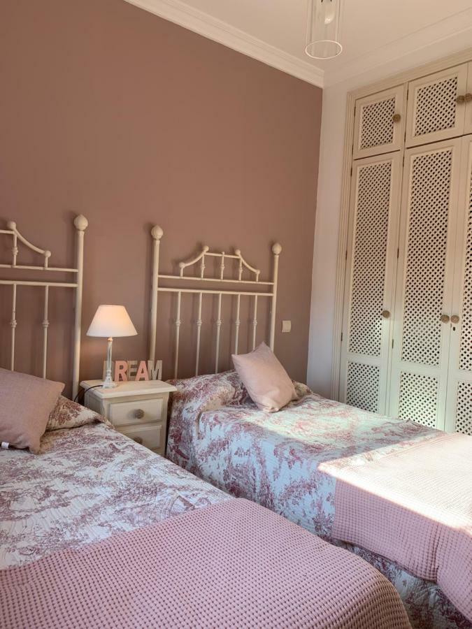 Beachside Apartment In Marbella Esterno foto