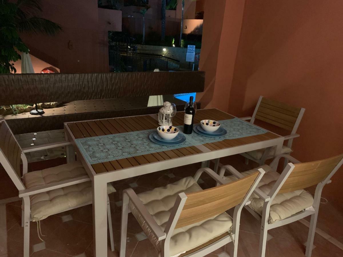 Beachside Apartment In Marbella Esterno foto