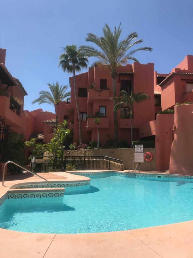 Beachside Apartment In Marbella Esterno foto