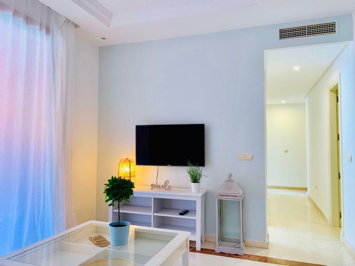 Beachside Apartment In Marbella Esterno foto