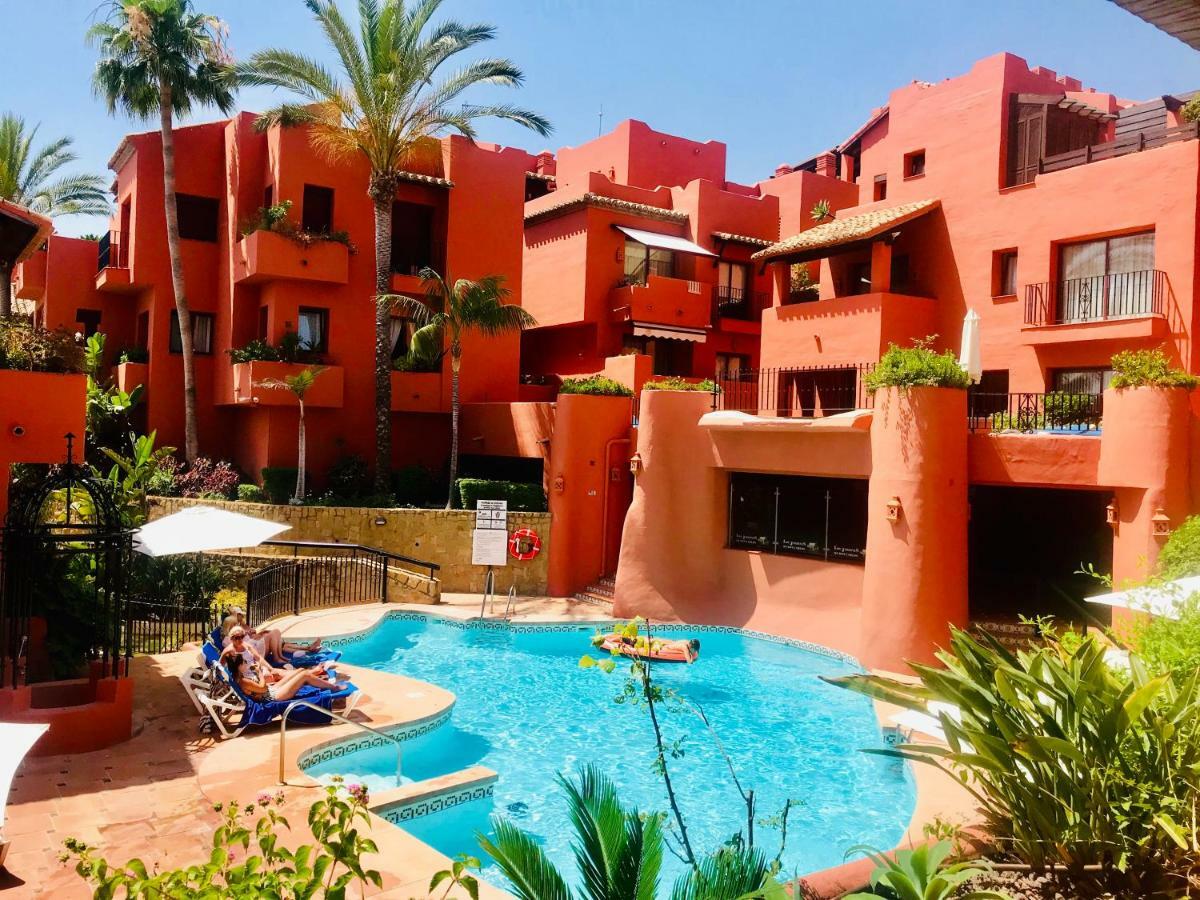 Beachside Apartment In Marbella Esterno foto