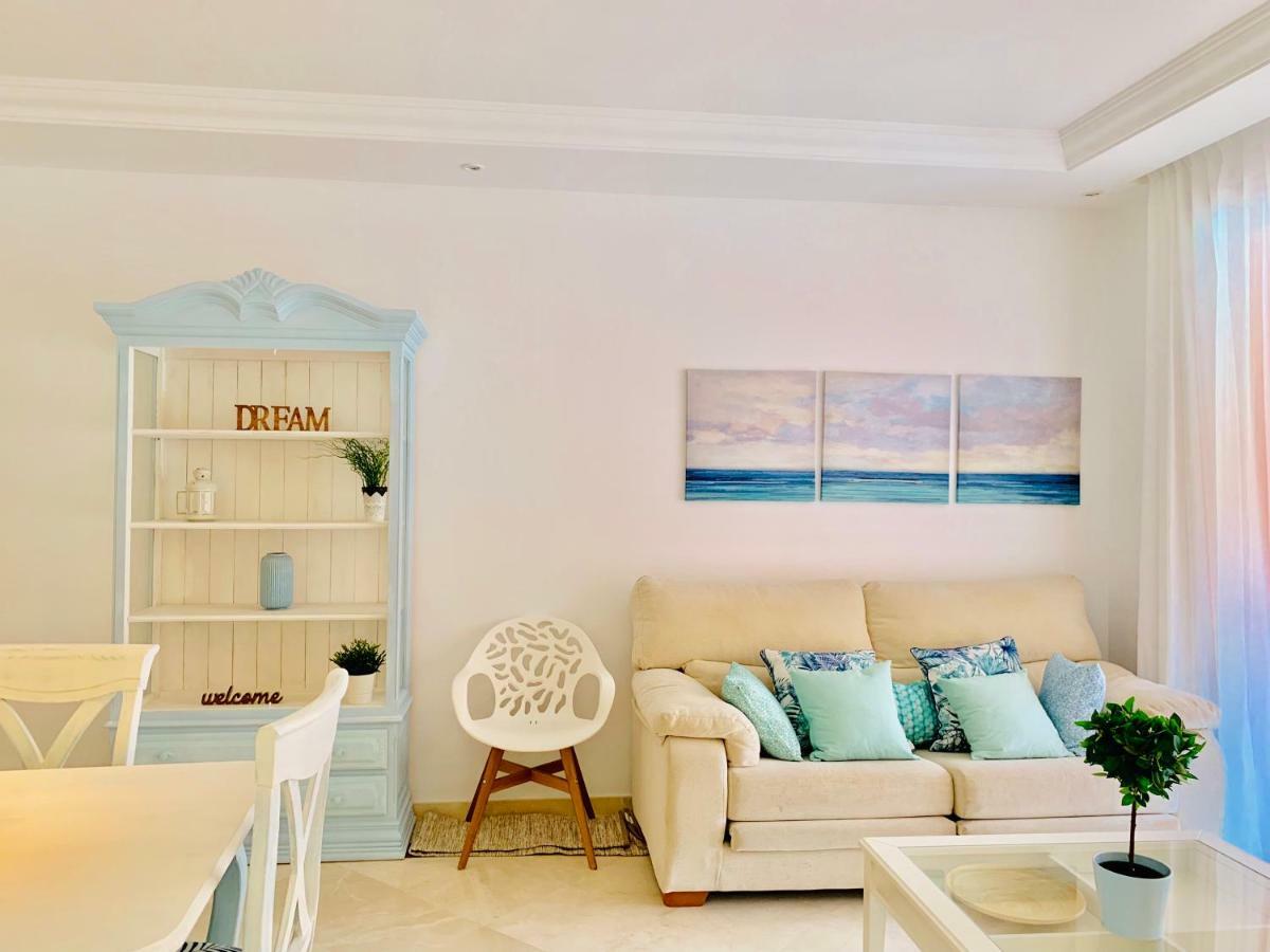 Beachside Apartment In Marbella Esterno foto