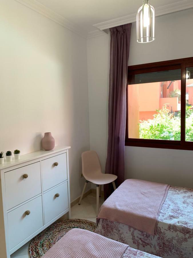 Beachside Apartment In Marbella Esterno foto